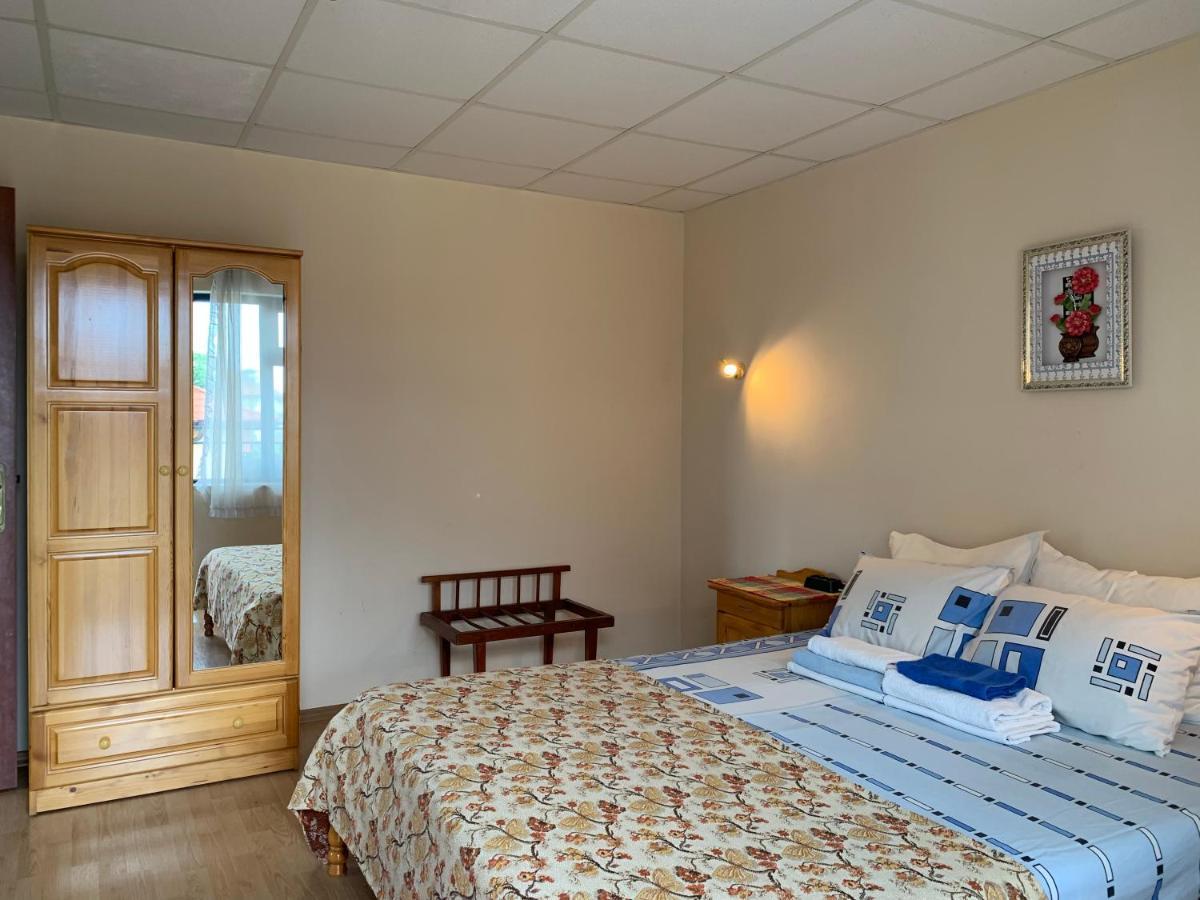 Guest House “Olesya” Obzor Eksteriør billede